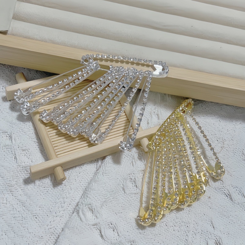 Határokon átnyúló e-kereskedelem, legkelendőbb butik gyémánt bross, U alakú strassz kitűző, ruházati kiegészítők, fix kitűző, fényvédő csat