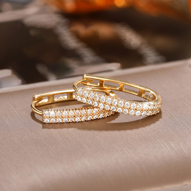 Cao Shi Dongdaemun prancūziškos tekstūros geometriniai auskarai, Pietų Korėjos U formos „Super Flash“ žiediniai auskarai, išskirtiniai interneto įžymybių auskarai