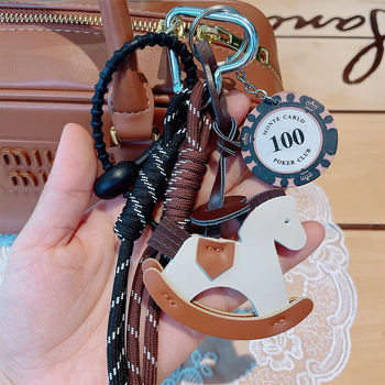 Τελειωμένο κορεατικό Miu Style Δερμάτινο Trojan Car Keychain Δημιουργικό Δώρο Πλεγμένο Σχοινί Τσιπ Τσάντα Κρεμαστό