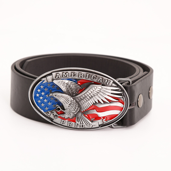 [Yin Su] Eiropas un amerikāņu stila metāla jostas sprādze, ērgļa spārni, karoga dekorācija, vīriešu jostas sprādze