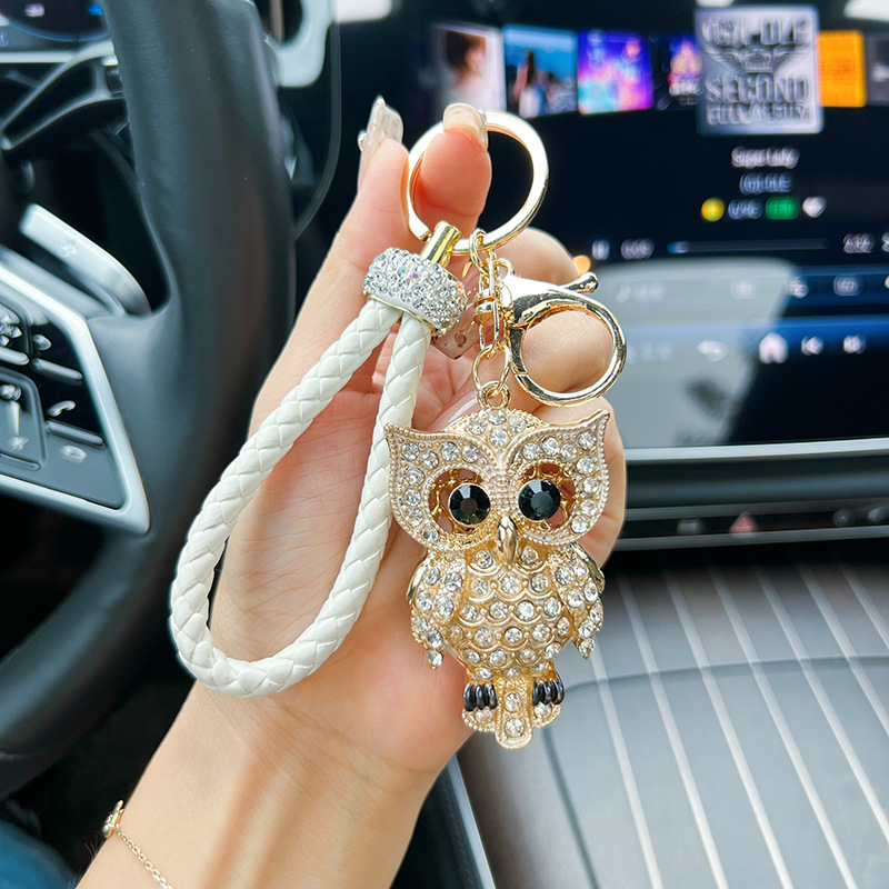 Gyémánttal kirakott bagoly autós kulcstartó férfi és női kreatív iskolatáska medál fém autós kulcstartó határokon átnyúló apró ajándékok