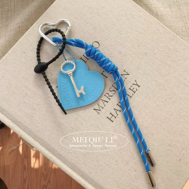 Ins Blogger azonos stílusú szőtt kötél táska medál Advanced Sense MIU nyakba akasztható kulcstartó medál táska medál