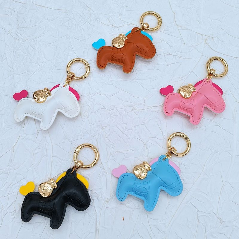 Most gazdag aranyos póni kulcstartó medál pár bőr rajzfilm függő gyönyörű iskolatáska ünnepi ajándék