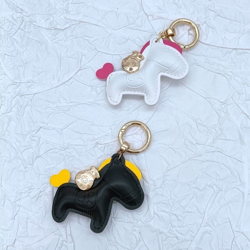 Most gazdag aranyos póni kulcstartó medál pár bőr rajzfilm függő gyönyörű iskolatáska ünnepi ajándék