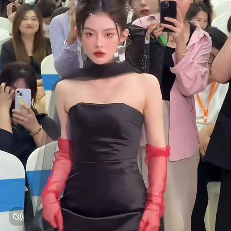 Nuotakos vestuvinė suknelė su vamzdžio formos viršutine dalimi, prancūziška, aukštos klasės, trumpa, paprasta pasveikinimo suknelė