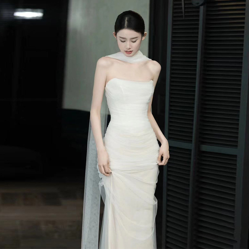 Nuotakos vestuvinė suknelė su vamzdžio formos viršutine dalimi, prancūziška, aukštos klasės, trumpa, paprasta pasveikinimo suknelė