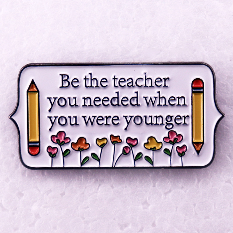 Tanári bross jelvény kiegészítők