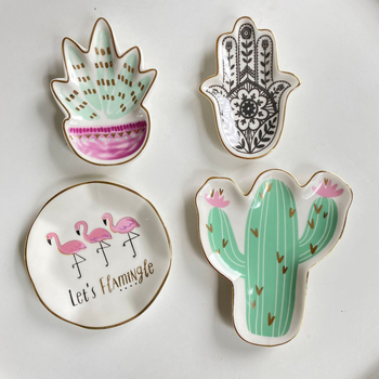 Tehase hulgimüük Põhjamaade mood loominguline peen keraamiline ehtetaldrik võtmekaelakee rõngasalus kodukaunistamiseks