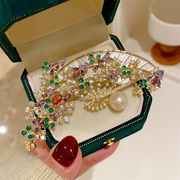 Gyönyörű kínai stílusú ~ Lila kúszónövényes összecsukható legyező bross, női ősi stílusú cheongsam, Hanfu kiegészítőkből készült kitűző