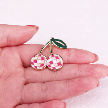 Disco Cherry bross, mókás gyümölcsmix kitűző kiegészítők