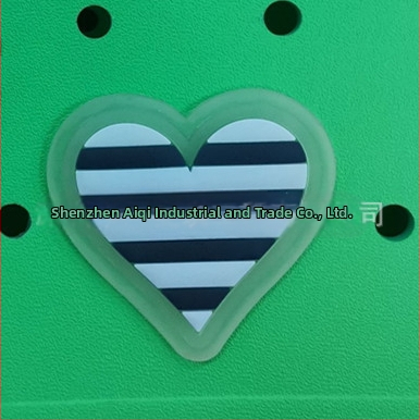 Accesorii populare transfrontaliere pentru plajă, geantă cu gaură de flori, accesorii decorative drăguțe, geantă cu gaură de plajă, cataramă de geantă cu pandantiv