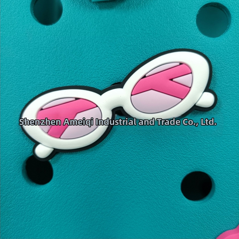 Accesorii populare transfrontaliere pentru plajă, geantă cu gaură de flori, accesorii decorative drăguțe, geantă cu gaură de plajă, cataramă de geantă cu pandantiv