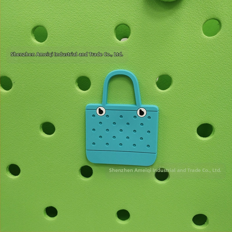 Accesorii populare transfrontaliere pentru plajă, geantă cu gaură de flori, accesorii decorative drăguțe, geantă cu gaură de plajă, cataramă de geantă cu pandantiv