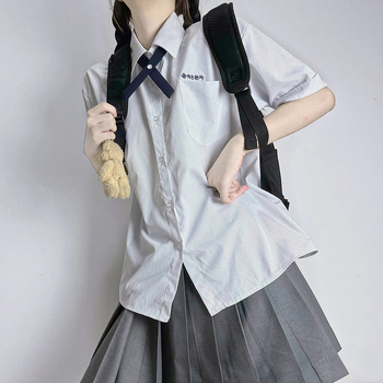 Tai koolivorm, õpilaste JK vormiriietus, meeste ja naiste ärirõivas, ristlipsuga, lillega