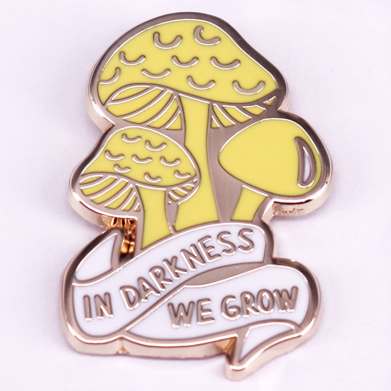 Gomba jelvényt termesztünk a sötétben