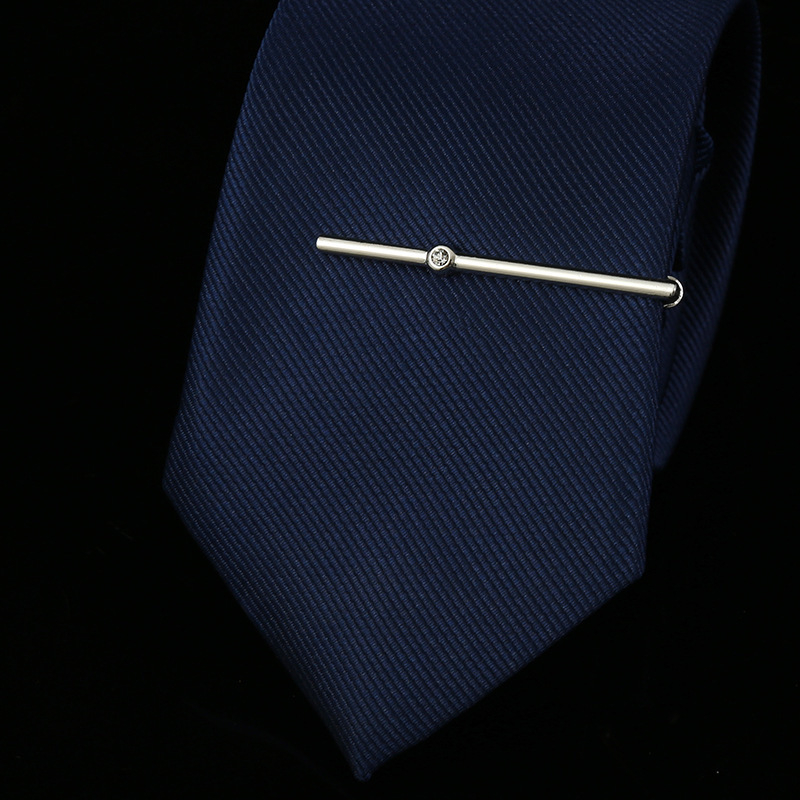 Elegantne kerge luksuslik meeste kristall-tsirkoonist õhuke lipsuklamber roosakuldne peen sihvakas kristall-lipsuklamber