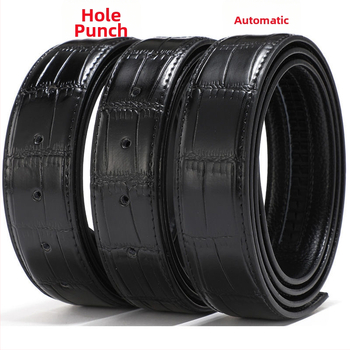 Krokodilmintás férfi öv, fej nélküli bőr, automata csattal, tűs csattal, lemezes csattal, névjegykártya nélküli csattal, marhabőr, vezetőpánt nélkül