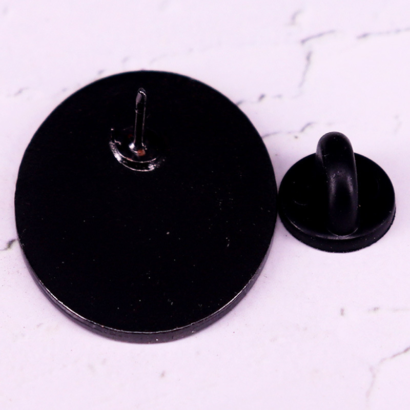 Gyógyszeres zománctű kawaii macskás bross jelvény divatékszer