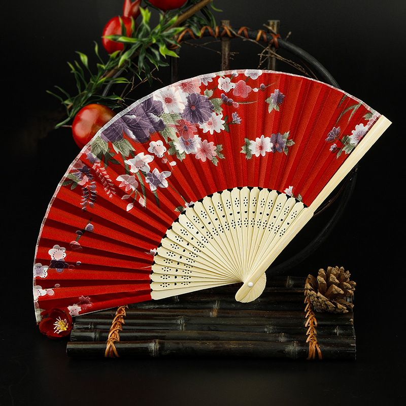 Kínai stílusú összecsukható juanfan bambusz üreges kis papírventilátor kreatív klasszikus antik hordozható női ventilátor esküvői szobadekoráció