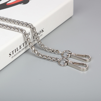 „Spot Lantern“ grandinėlės formos krepšys susuktos grandinėlės formos metalinė grandinėlė su vienu peties pakaitiniu krepšiu per petį