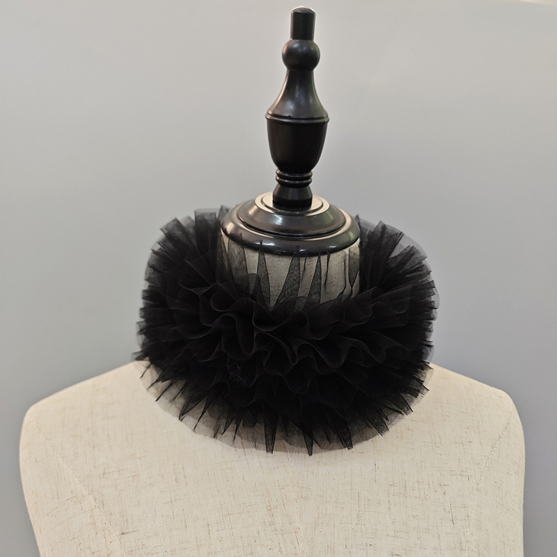 Pārrobežu Amazones pūkainā daudzslāņu salokāmā kakla siksna ar krāsainu princeses kakla siksnu renesanses rotaļu kakla siksna