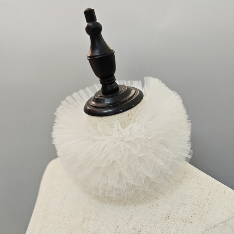 Pārrobežu Amazones pūkainā daudzslāņu salokāmā kakla siksna ar krāsainu princeses kakla siksnu renesanses rotaļu kakla siksna