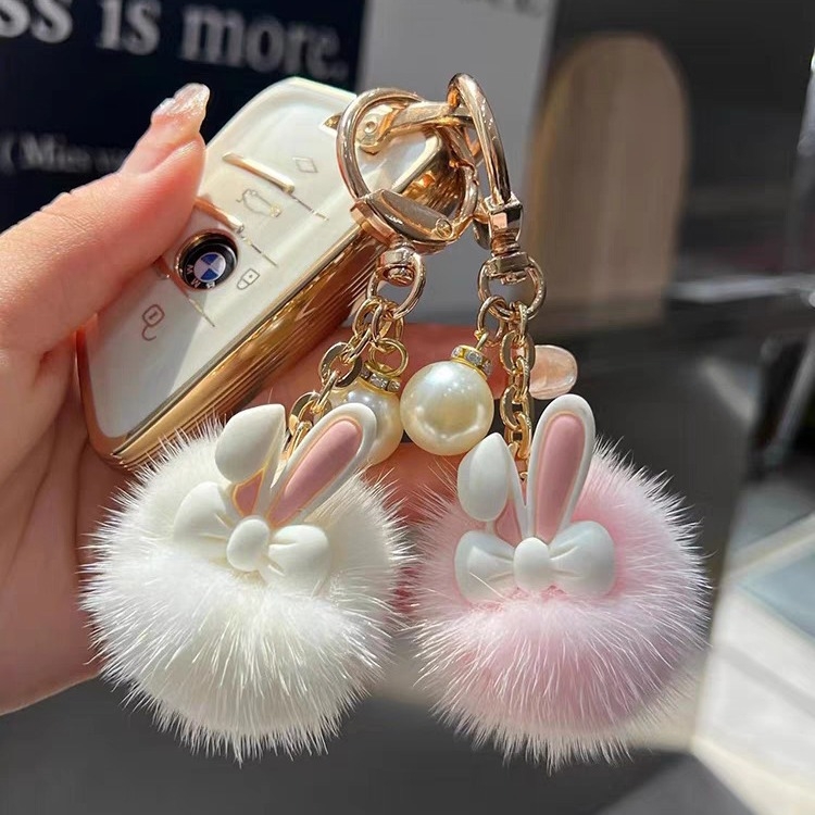 Igazi nercszőrből készült aranyos nyúl autós kulcstartó medál dél-koreai plüss baba babatáskában függő díszek