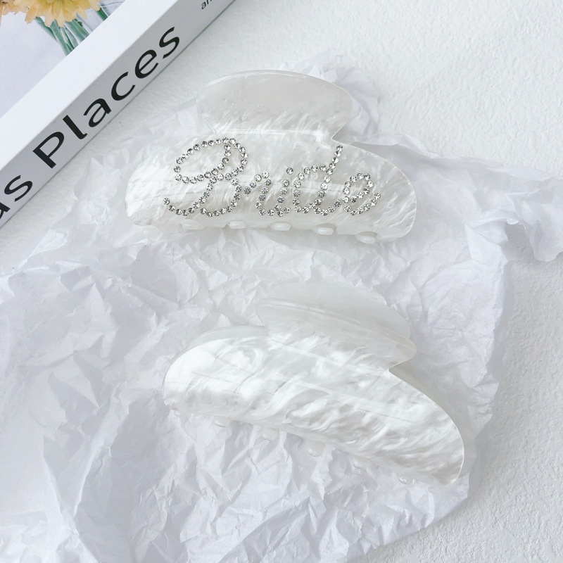 Európai és amerikai, határokon átnyúló, elérhető luxus, gyémántokkal kirakott angol cápakapcsok, egyszerű, csúcskategóriás, elegáns, divatos, sokoldalú, hátulról rögzíthető fejkapocs