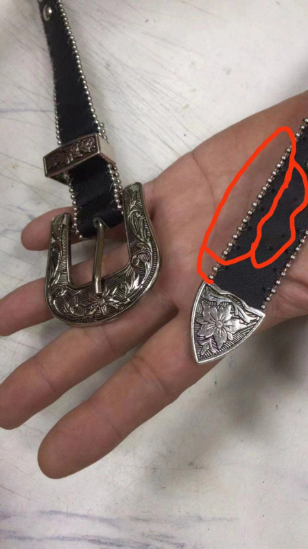 Határokon átnyúló európai és amerikai új divatos V-nyakú hosszú ujjú ing, elegáns derekú, karcsúsító, flitteres, bő szárú nadrág övvel.