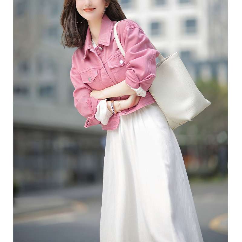 Rózsaszín farmerdzseki, rövid, koreai stílusú, laza felső 2023 tavasz és ősz új, elegáns, laza tavaszi női ruházat