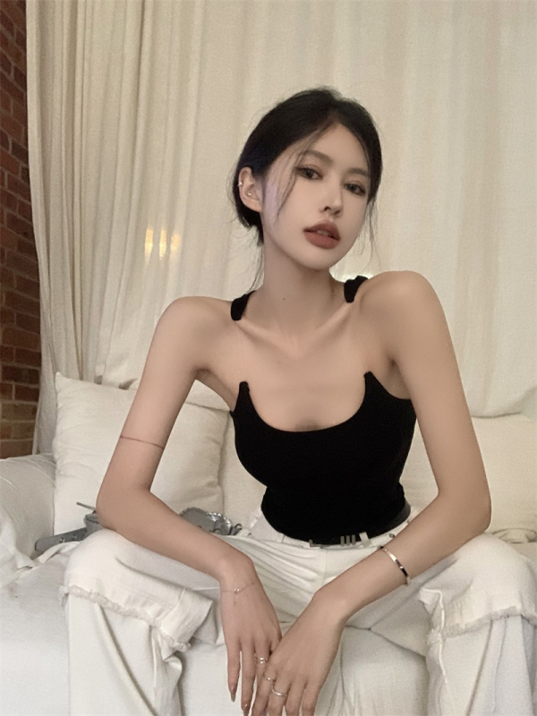 Határokon átnyúló női ruházat mellvédővel, nyári új TikTok népszerű láthatatlan trikó, dögös lány rövid felső