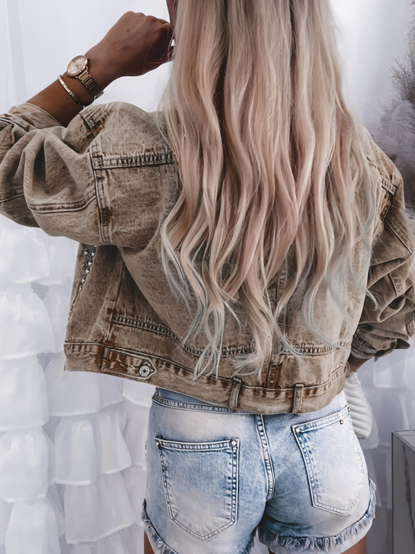 2025-ös európai és amerikai, határokon átnyúló női szegecselt díszítésű farmer hosszú ujjú, színes hajtókás kabát rövid kabát