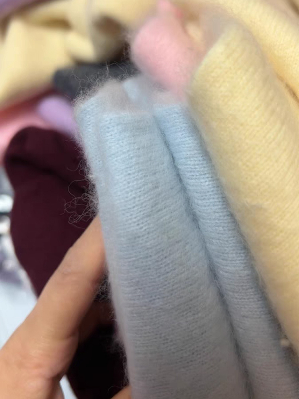 [Serie Fleece] Pulover din cașmir periat fără cusături, 5% cașmir, 95 lână, cu guler rotund/decolteu în V, 25 de ani nou