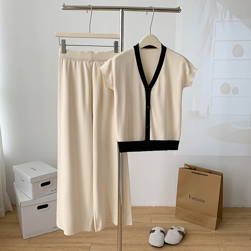 Real Shot Spot V-nyakú, ujjatlan, bő szárú nadrág, női dizájn, sikkes, egyedi, lezser, lusta kötött kétrészes szett