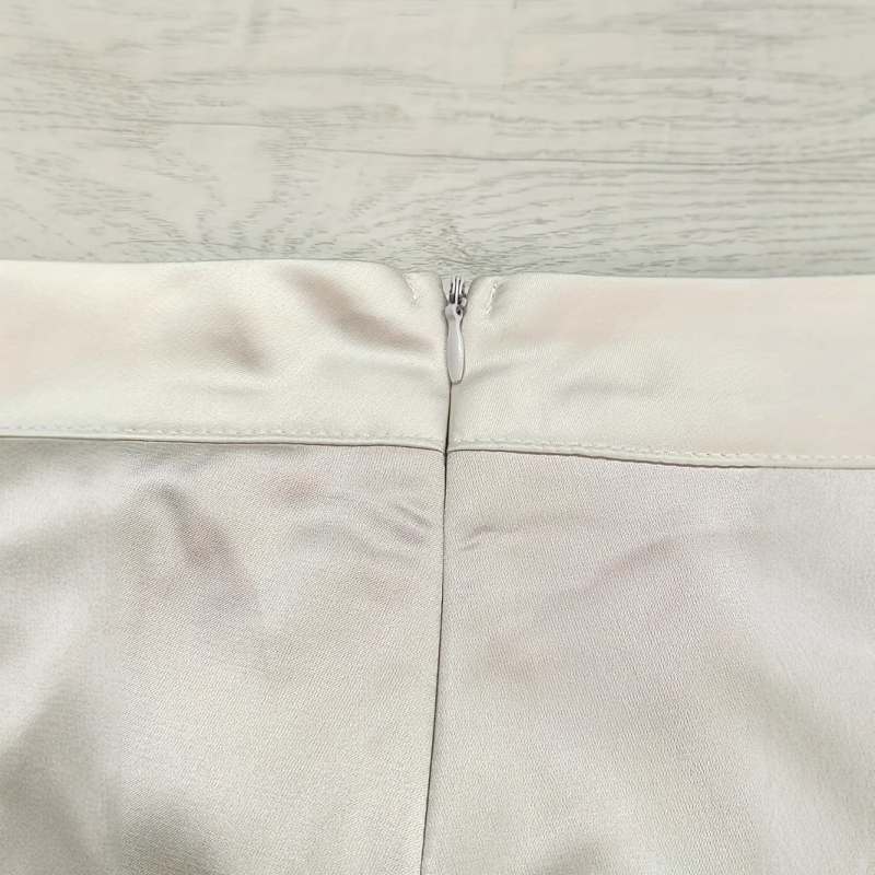 Európai és amerikai export független állomás Amazon határokon átnyúló 2025 nyári új női négy évszakos egyszerű kontrasztos színű szoknya