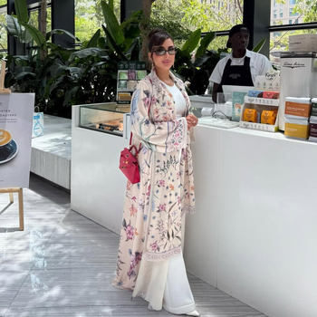 Mq223 Ρόμπα με τυπωμένο ζακετάκι και μαντήλι σετ δύο τεμαχίων Amazon, Μέση Ανατολή, Ντουμπάι, Abaya, μπουφάν