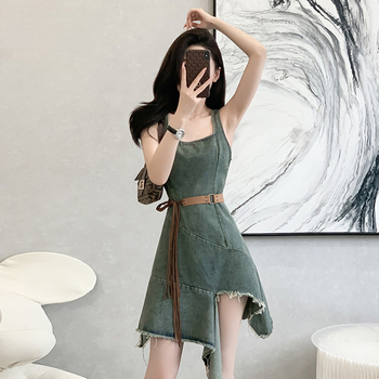 Amerikai stílusú, szabálytalan pántos farmerruha, női 2025-ös nyári ruha, új derékkal, karcsúsító női rövid szoknya