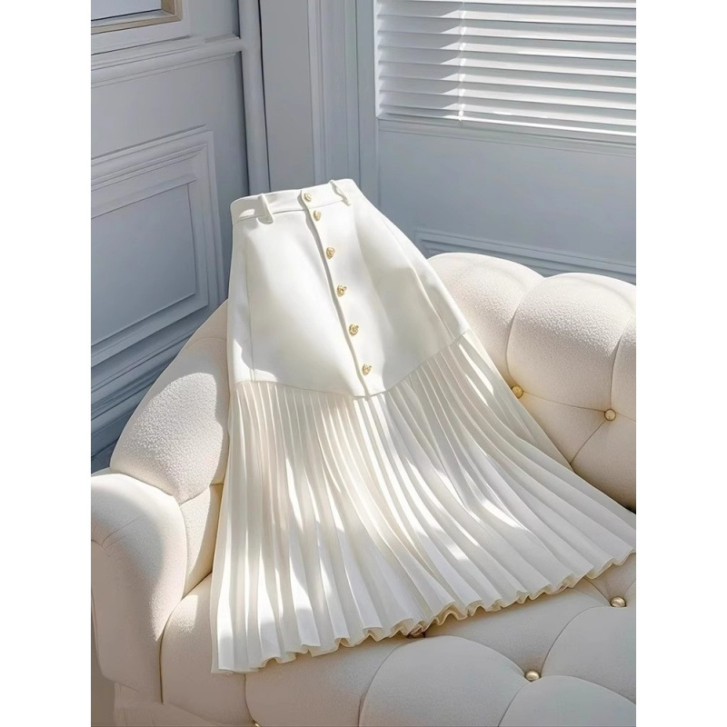 Az idei év egyedi és gyönyörű, körte alakú, magas derekú, csípőt takaró, karcsúsító, fehér varrású, rakott A-vonalú női szoknyája.