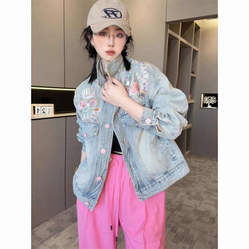Tavaszi és őszi rövid farmerkabát 2024 új női hímzett kínai stílusú női ruházat európai állomás európai divat felső női