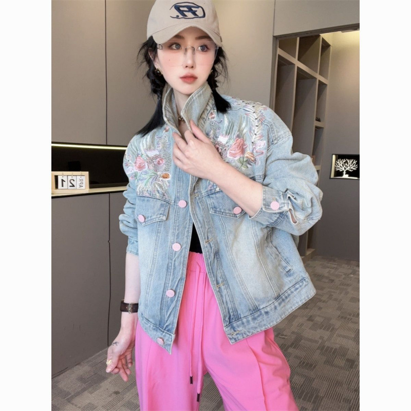 Tavaszi és őszi rövid farmerkabát 2024 új női hímzett kínai stílusú női ruházat európai állomás európai divat felső női