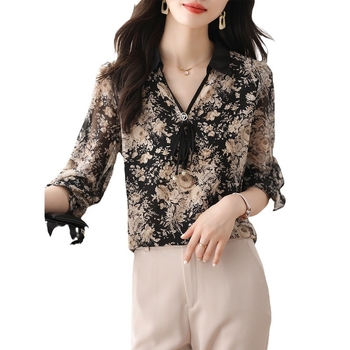 Középkorú anyuka karcsúsító virágmintás ing felső 2024 új középkorú női divatos tavaszi és őszi sifon ing