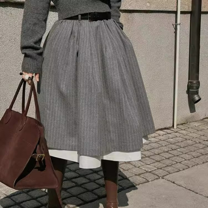 plus size Vintage művészi szürke csíkos dupla rétegű varrásos szoknya 2024 téli új szürke szoknya