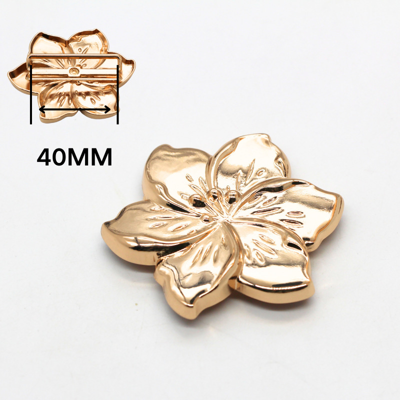 Tehase otsemüük tsingisulamist rõivad dekoratiivne salli pandla naiste erikujuline pandla rõivaaksessuaarid ujumistrikoo rinnanööp