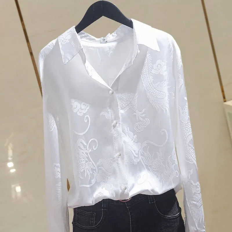 2025 kora tavaszi új, jacquard, egyszínű, női hosszú ujjú, divatos, sokoldalú, laza, karcsúsító francia felső