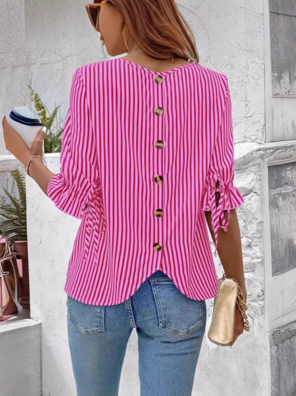 25-ös nyári európai és amerikai határokon átnyúló, független állomású nyomtatott kerek nyakú, 5 ponton átnyúló csipke, lótuszlevél ujjú, hátul egysoros, plus size felső