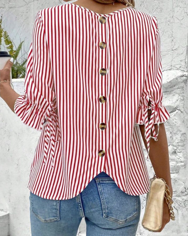 25-ös nyári európai és amerikai határokon átnyúló, független állomású nyomtatott kerek nyakú, 5 ponton átnyúló csipke, lótuszlevél ujjú, hátul egysoros, plus size felső