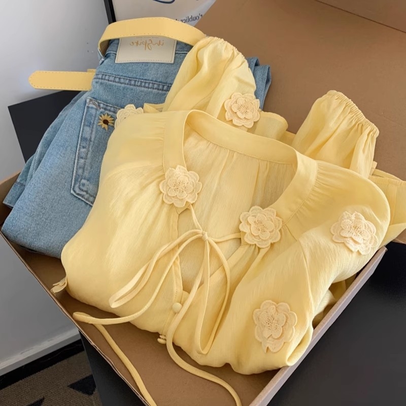 Sárga női ing, erős, háromdimenziós virágmintával, elegáns, 2025-ös nyári, új, sokoldalú, divatos, vékony felső