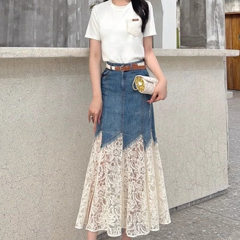 2025-ös nyári stílusú derék karcsúsító divatos csipke illesztésű farmer szoknya francia dizájn szoknya