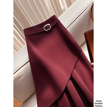 Γυναικεία φούστα με overskirt σε στιλ δυτικού στιλ, σε στυλ Άνοιξης 2025, υψηλής ποιότητας και πολύ όμορφη κόκκινη φούστα