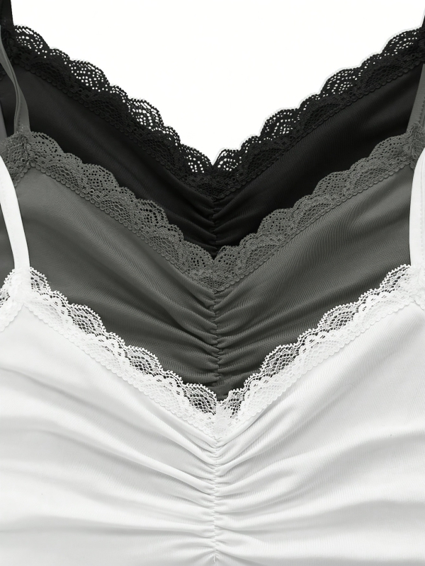 2025-ös, határokon átnyúló divatos, új, egyszínű, egyszerű spagettipántos, kontrasztos, csipkés, toldós, 3 darabos szett